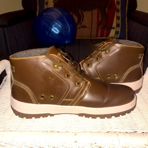 1 pr. men’s Polo Association chukka boots. As new condition. C/W boot trees. - Picture 3 of 9